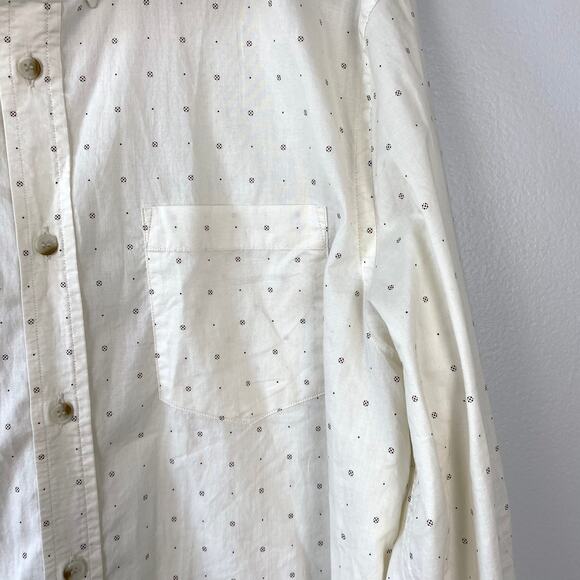 Banana Republic Slim Fit Unticked Shirt Cotton White Casual Button Down Large - Picture 4 of 12